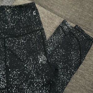 Zyia light n tight leggings